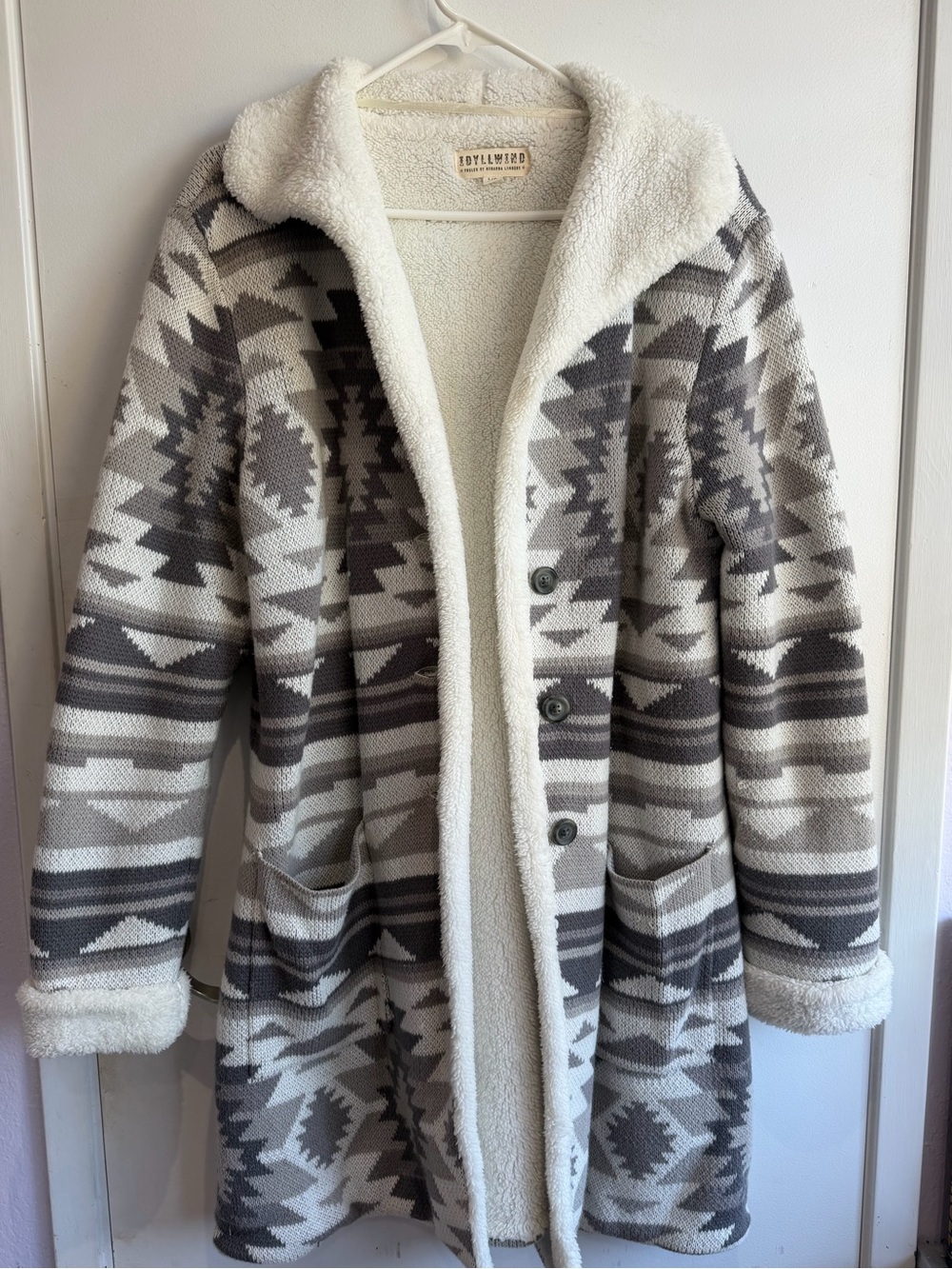 Idyllwind Sherpa-Lined Aztec Knit Coat - Gray & White